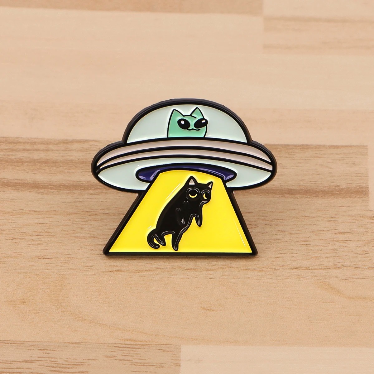 Model Kit Ufo - UFO Alien Emaille Pin Zwarte Kat