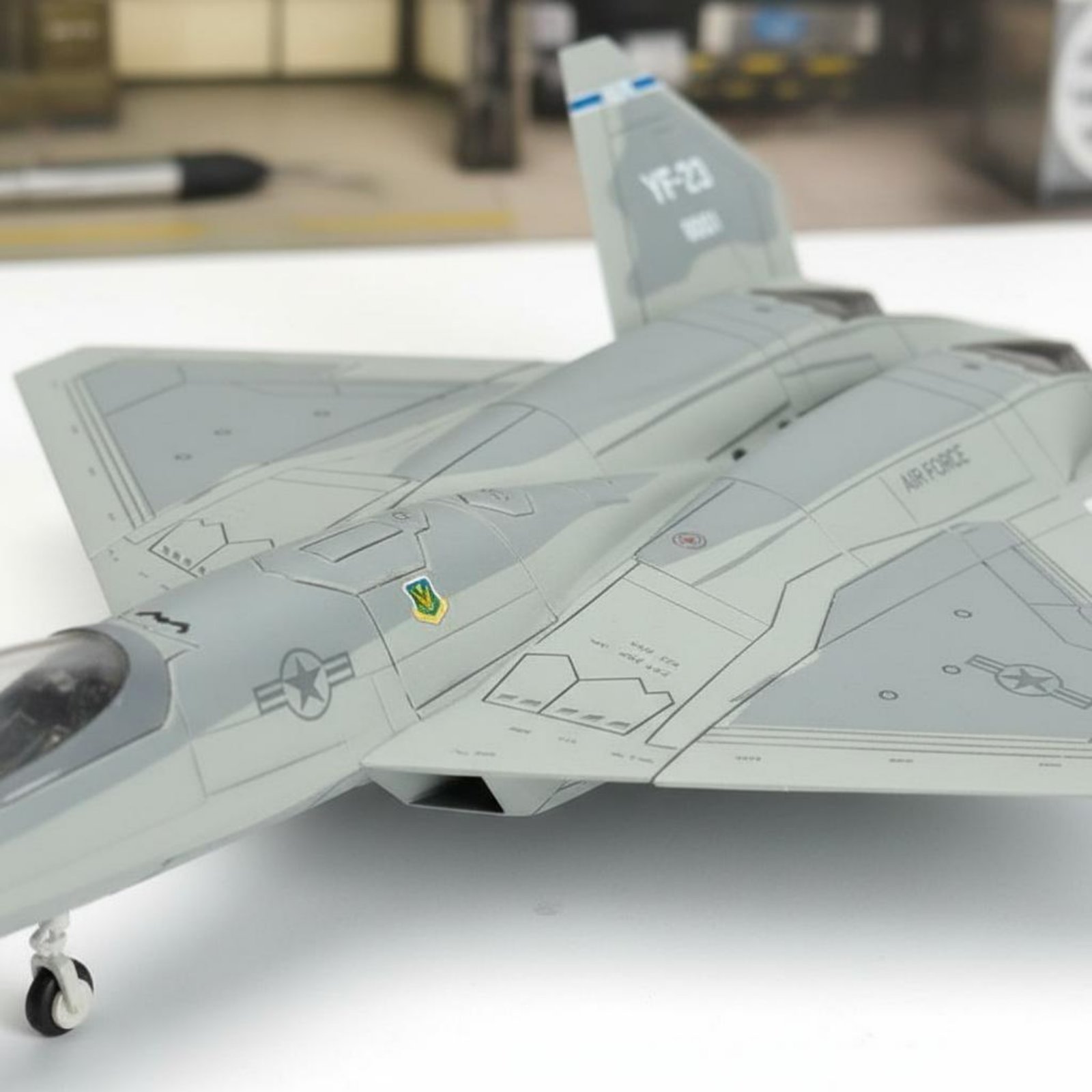 Model Kit Glue - YF-23 Modelvliegtuig Glueno-Glue Stealth Fighter Model