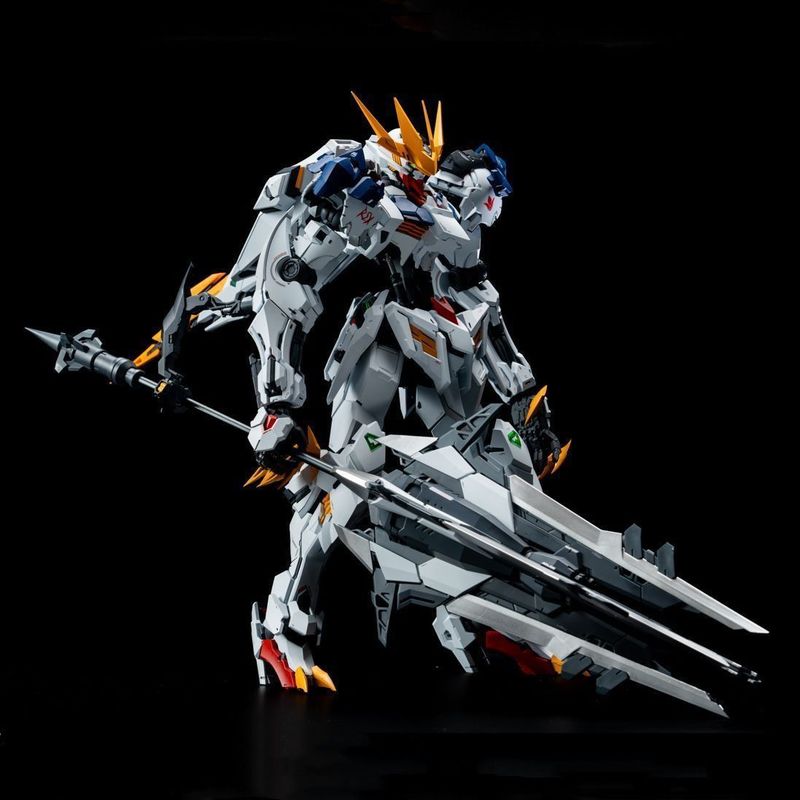 【IN VOORRAAD】LUNAVOR MG 1/100  - Model Kit Gundam Barbatos recensie en prijs