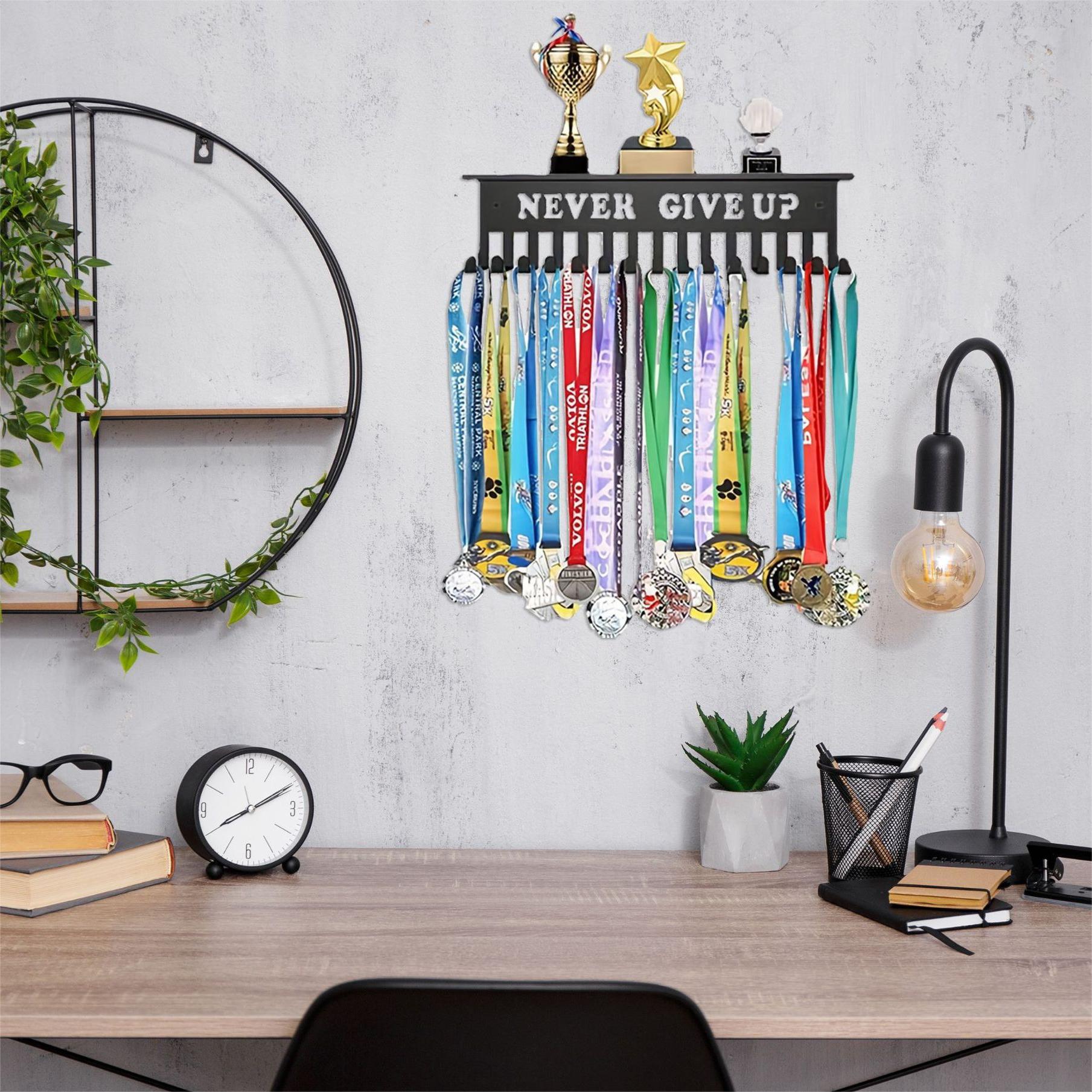 Sportvoetbalmedaille-displayre - Model Kit Runner Organizer recensie en prijs
