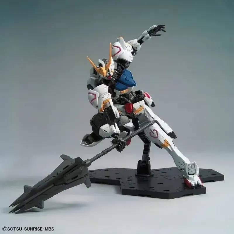 voor Bandai MG 1/100 ASW-G-08  - Model Kit Gundam Barbatos recensie en prijs