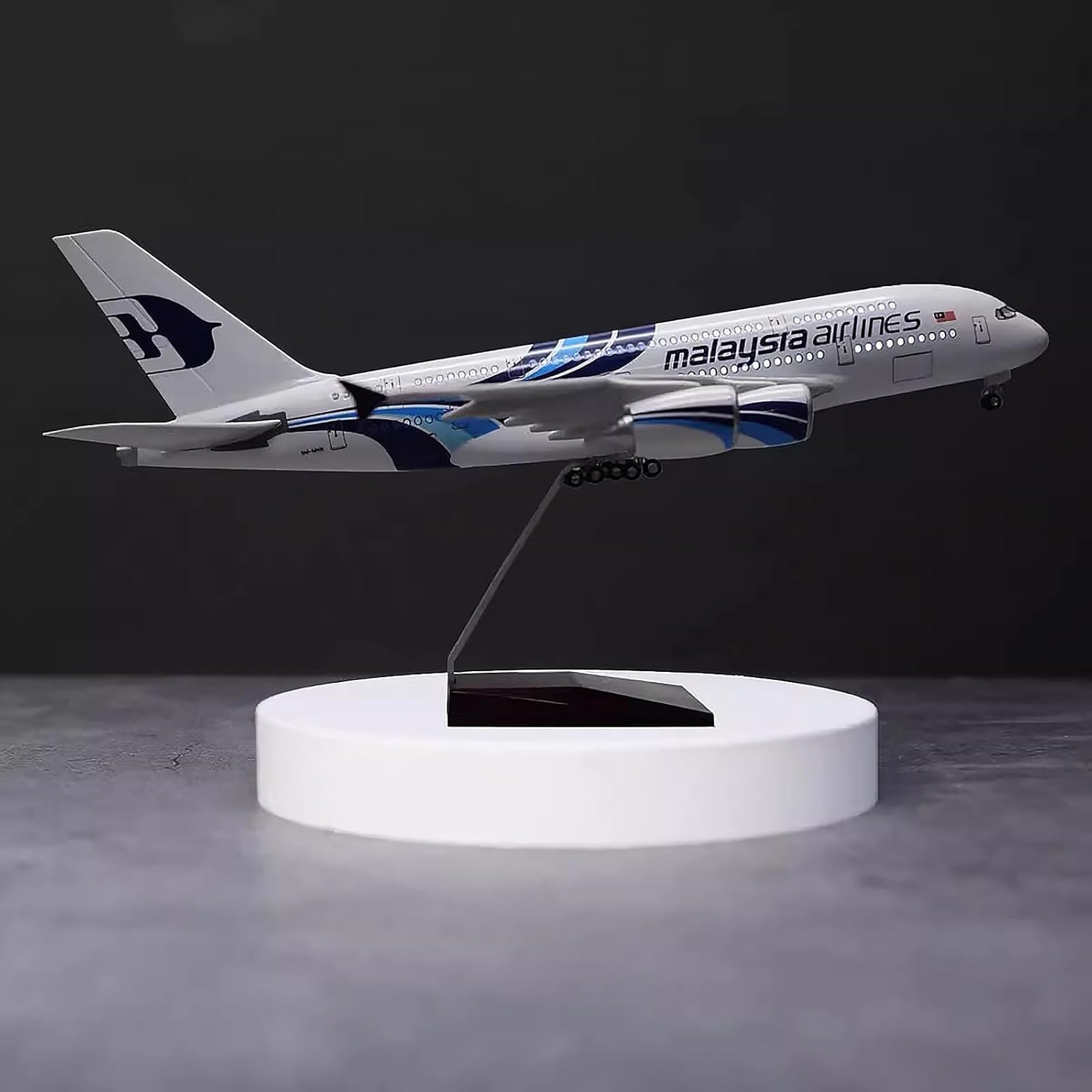Schaal 1:160 Malaysia Airlines - Model Kit Airplane recensie en prijs